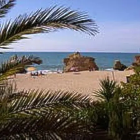 8 Min. Gehdistanz Zum Kilometerlangen Sandstrand Von Апартаменты *
